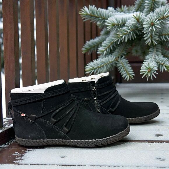 New In Box Ugg Womens Rianne Suede Braided Ankle Boots Black Size 8 - Picture 3 of 6